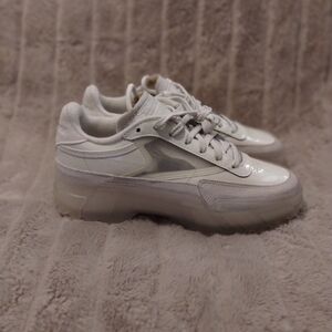 Reebok x Cardi B Club C Double Platform Sneakers White – Women’s 9 – Style FZ230